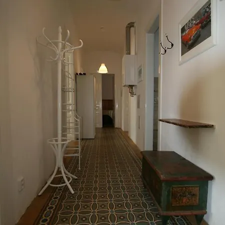 No. 16b Svahova 14 * Karlovy Vary